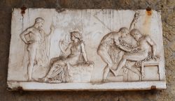 Herculaneum_26_House_of_the_Relief_of_Telephus.jpg